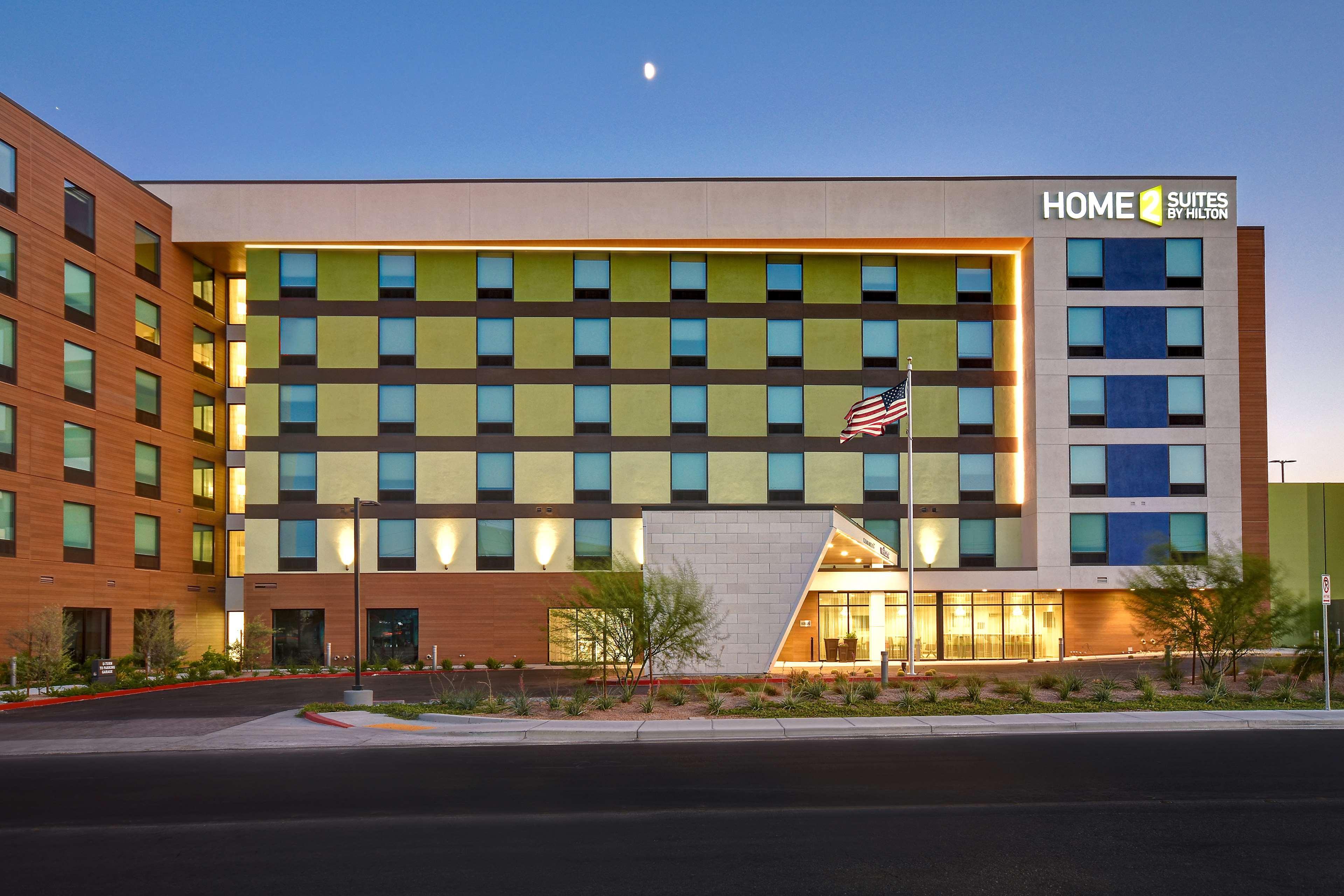 Hampton Inn & Suites Las Vegas Convention Center - No Resort Fee Exterior foto
