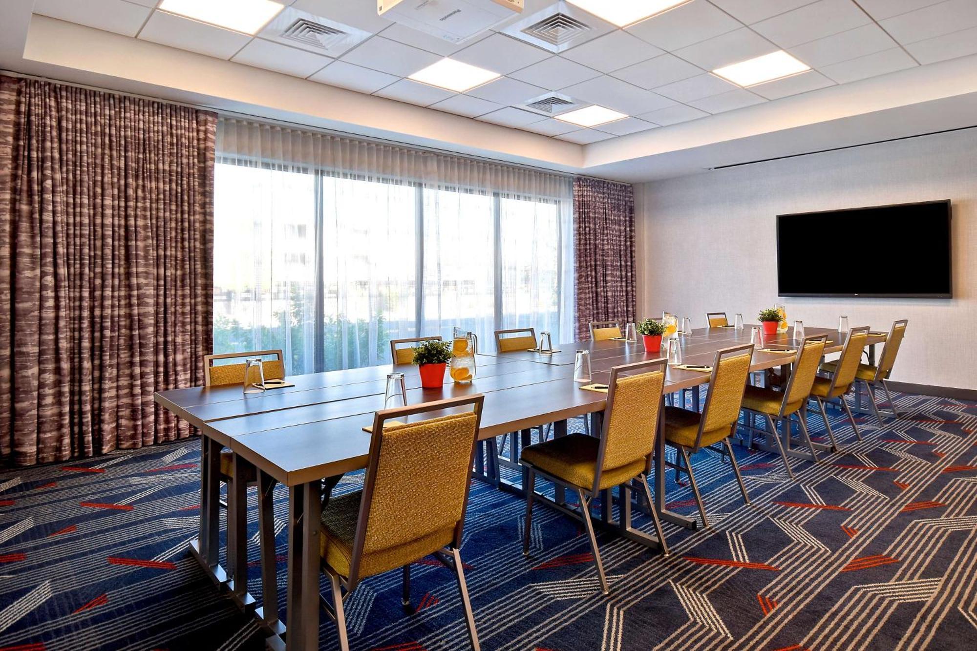Hampton Inn & Suites Las Vegas Convention Center - No Resort Fee Exterior foto